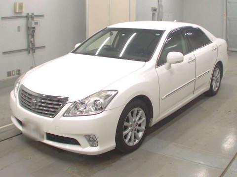 2010 Toyota Crown GRS202[0]