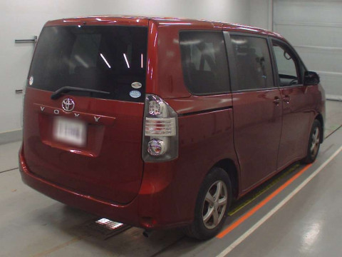 2010 Toyota Voxy ZRR70G[1]