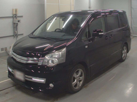 2013 Toyota Noah ZRR70W[0]