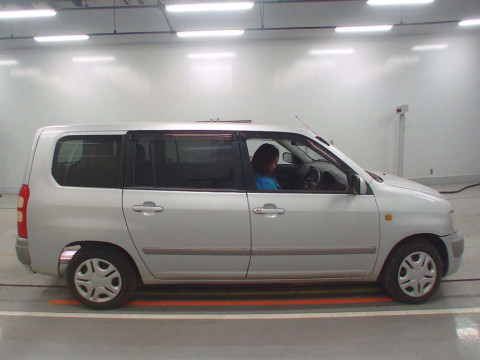 2006 Toyota Succeed Wagon NCP58G[2]