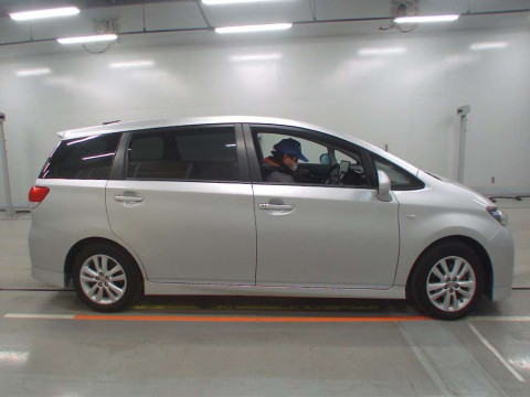 2009 Toyota Wish ZGE20W[2]