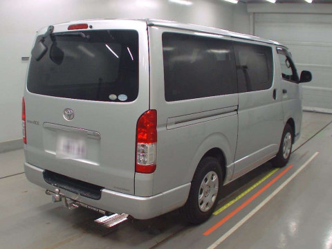 2015 Toyota Regiusace Van TRH200V[1]