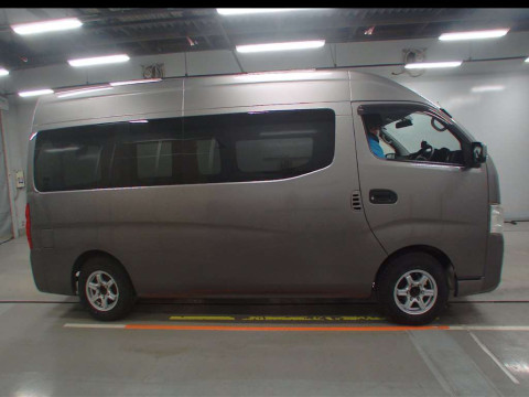 2013 Nissan NV350 CARAVAN VAN CW8E26[2]