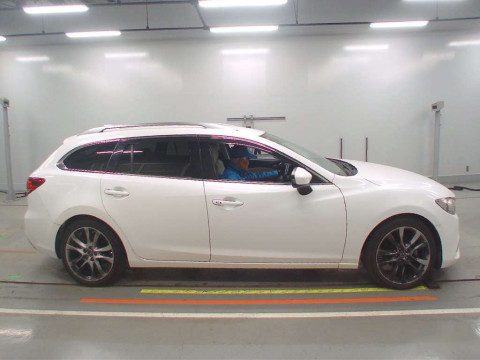 2014 Mazda Atenza Wagon GJ5FW[2]