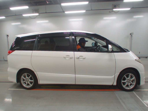 2008 Toyota Estima ACR50W[2]