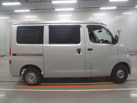 2020 Toyota Liteace Van S402M[2]