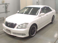 2004 Toyota Crown