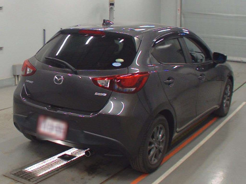 2016 Mazda Demio DJ3FS[1]