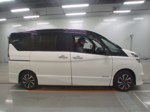 2018 Nissan Serena HFC27[2]