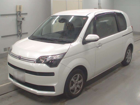 2016 Toyota Spade NCP145[0]