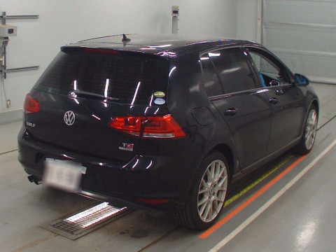 2014 Volkswagen Golf AUCPT[1]