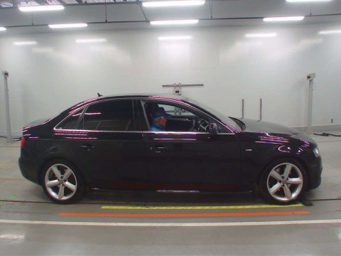 2010 Audi A4 8KCDH[2]