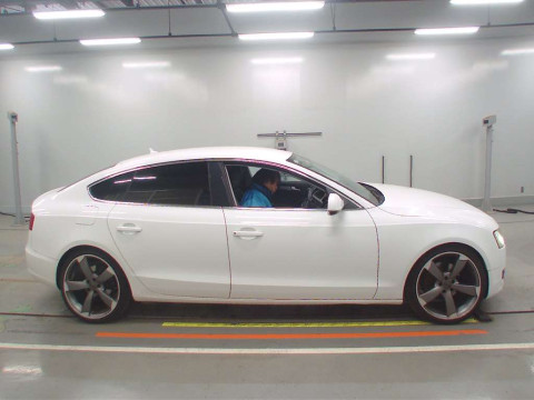 2011 Audi A5 Sportback 8TCDNL[2]