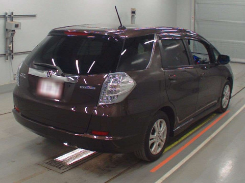 2012 Honda Fit Shuttle Hybrid GP2[1]