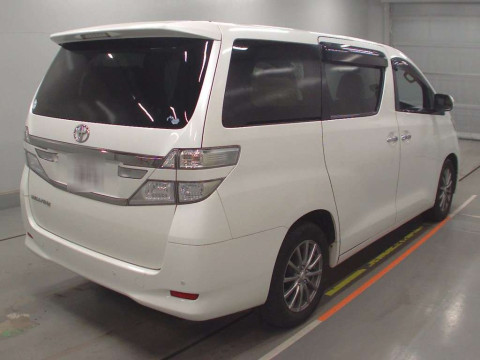 2013 Toyota Vellfire ANH25W[1]