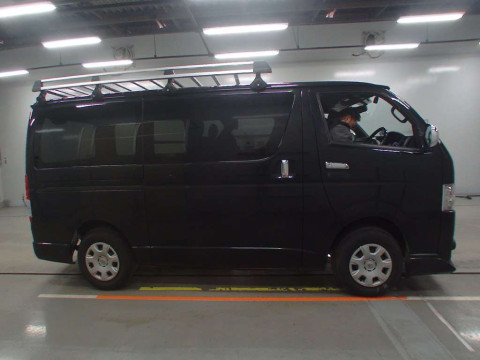 2019 Toyota Regiusace Van GDH206V[2]