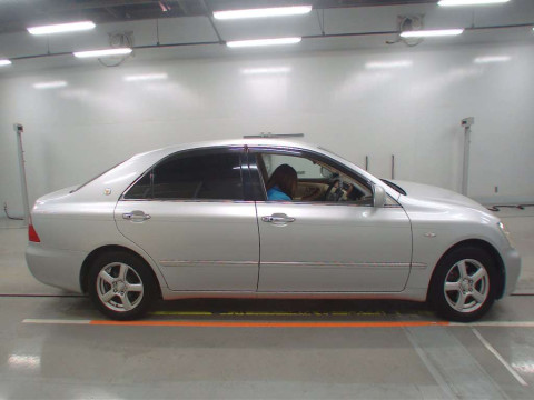 2006 Toyota Crown GRS182[2]