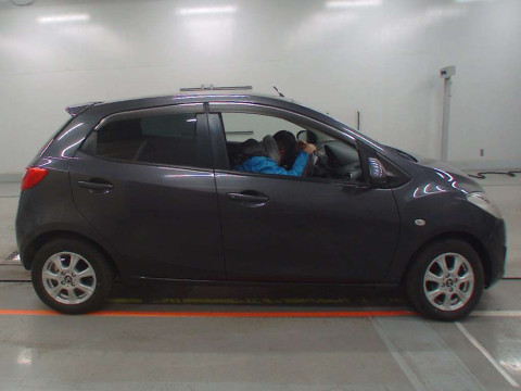 2014 Mazda Demio DE3FS[2]