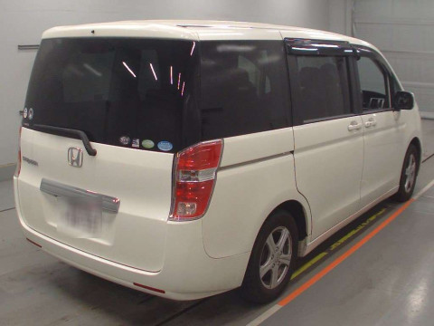 2011 Honda Step WGN RK1[1]