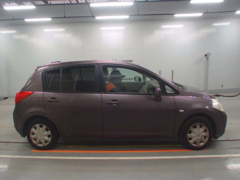 2007 Nissan Tiida C11[2]