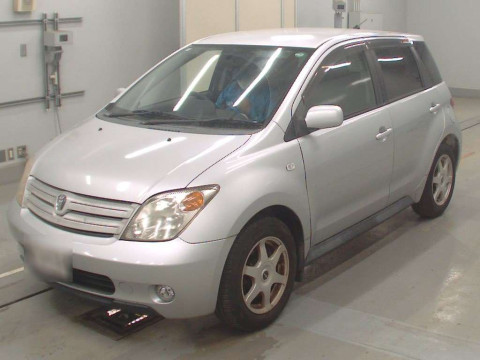 2002 Toyota IST NCP60[0]