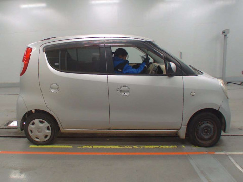 2006 Nissan Moco MG22S[2]