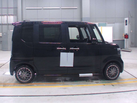 2025 Honda N-BOX CUSTOM JF5[2]