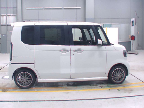 2025 Honda N-BOX CUSTOM JF5[2]