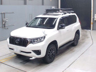 2021 Toyota Land Cruiser Prado