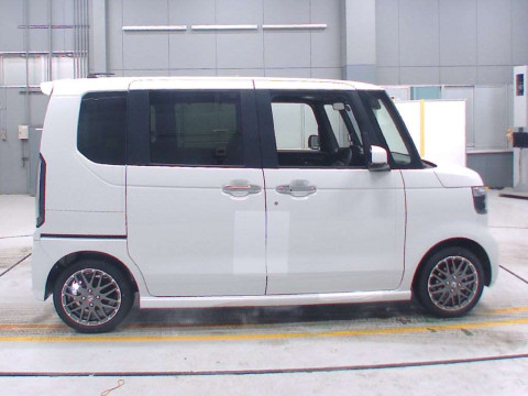 2025 Honda N-BOX CUSTOM JF5[2]