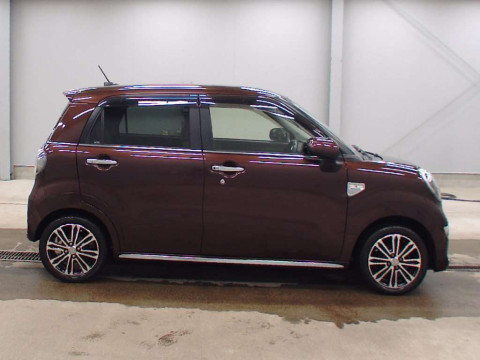 2015 Daihatsu Cast LA260S[2]