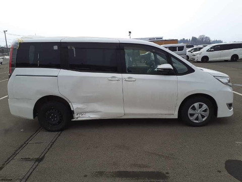 2017 Toyota Noah ZRR85G[2]