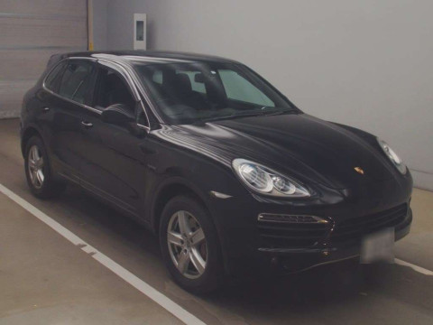 2014 Porsche Cayenne 92ACGE[2]