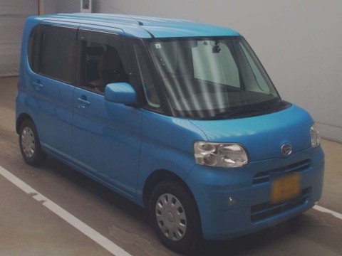 2009 Daihatsu Tanto L375S[2]