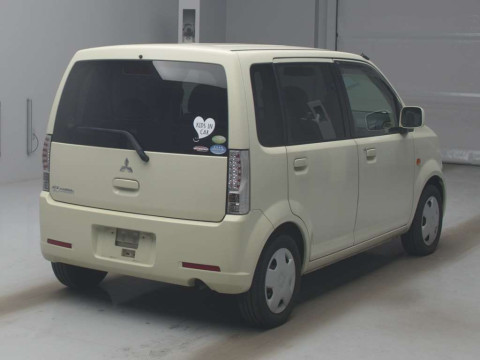 2006 Mitsubishi eK Wagon H82W[1]