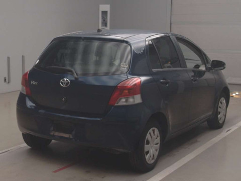 2008 Toyota Vitz SCP90[1]