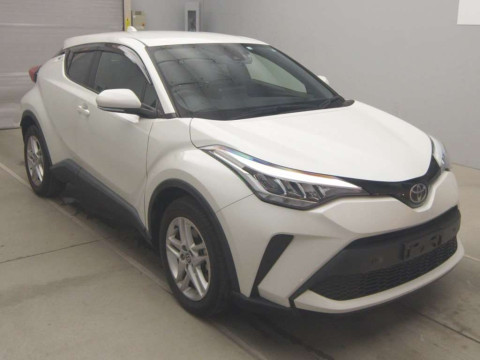 2020 Toyota C-HR NGX50[2]