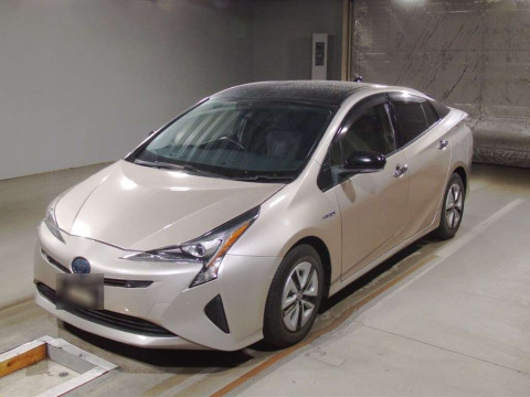 2016 Toyota Prius ZVW50[0]