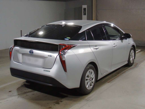 2019 Toyota Prius ZVW50[1]