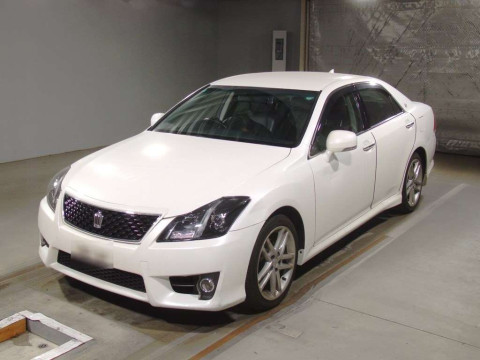 2011 Toyota Crown GRS200[0]