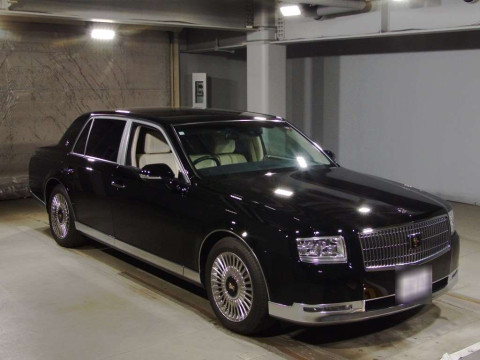 2018 Toyota Century UWG60[2]