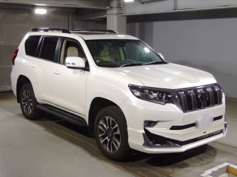 2023 Toyota Land Cruiser Prado TRJ150W[2]