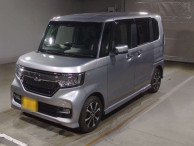 2018 Honda N-BOX CUSTOM