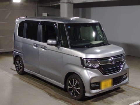 2018 Honda N-BOX CUSTOM JF3[2]