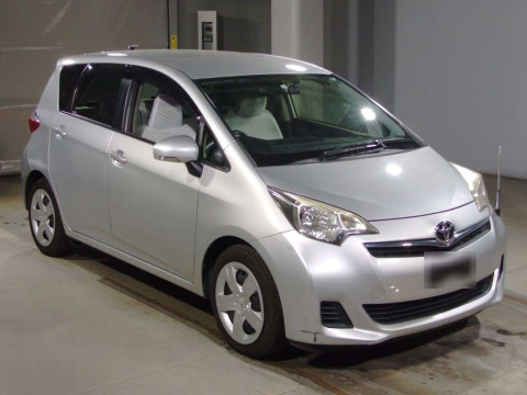 2014 Toyota Ractis NCP120[2]