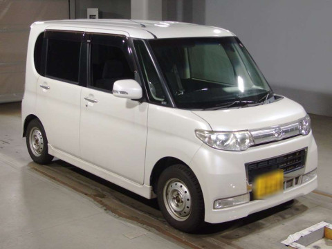 2010 Daihatsu Tanto Custom L375S[2]