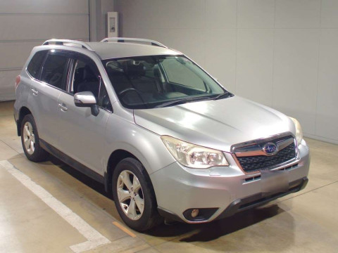 2014 Subaru Forester SJ5[2]