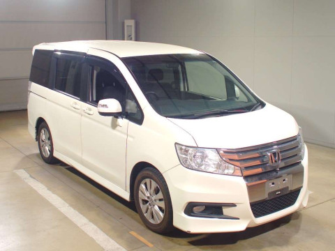 2010 Honda Step WGN Spada RK5[2]