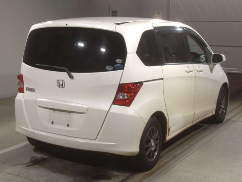 2008 Honda Freed GB3[1]