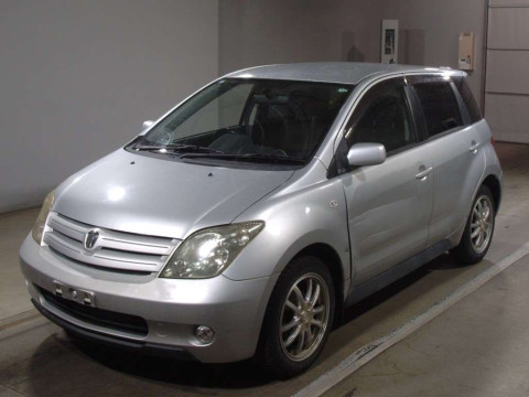 2005 Toyota IST NCP61[0]